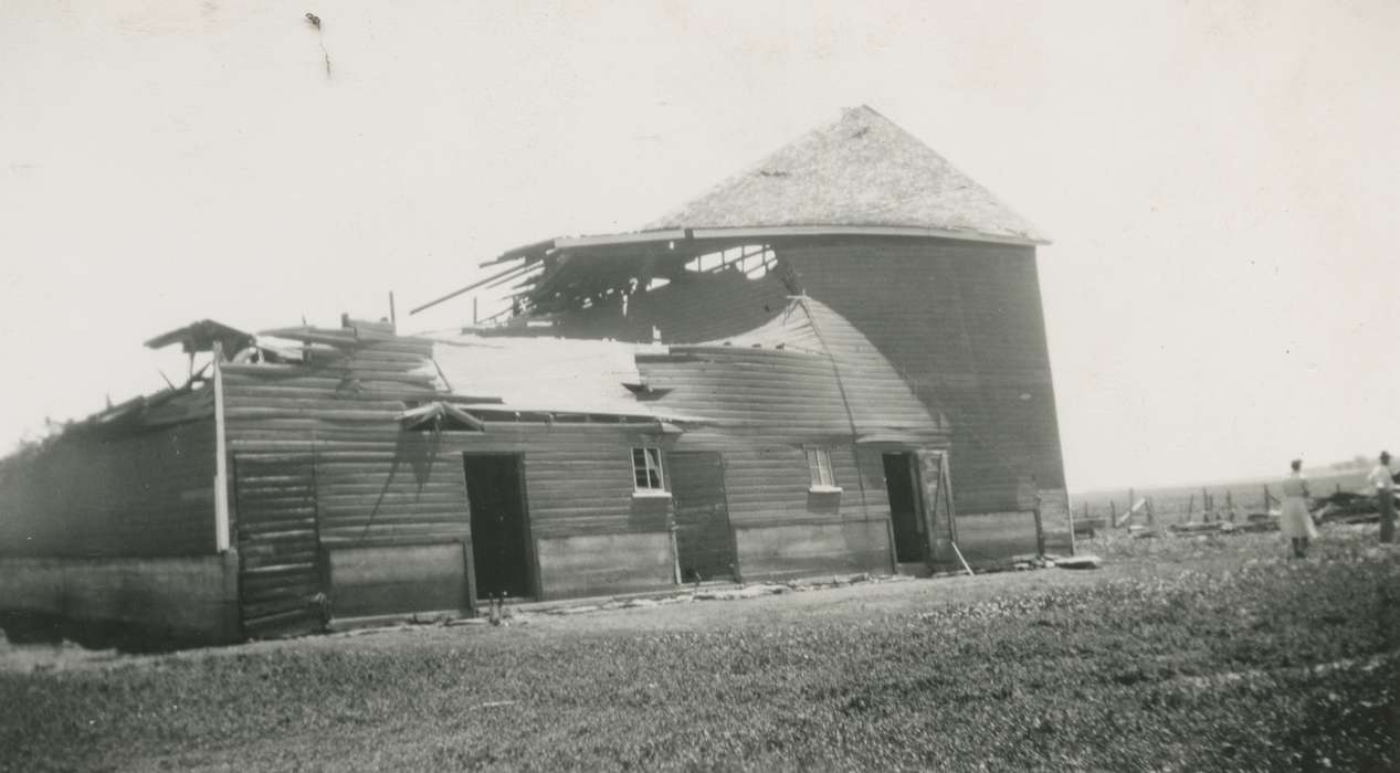 Wrecks, tornado, Ostrum (Bratland), Arlene, Farms, Iowa History, Iowa, Bode, IA, history of Iowa