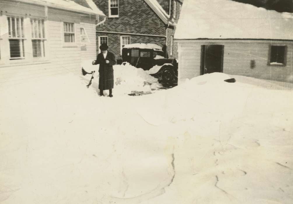 Mortenson, Jill, car, snow, Iowa History, Winter, Iowa, history of Iowa, Ackley, IA