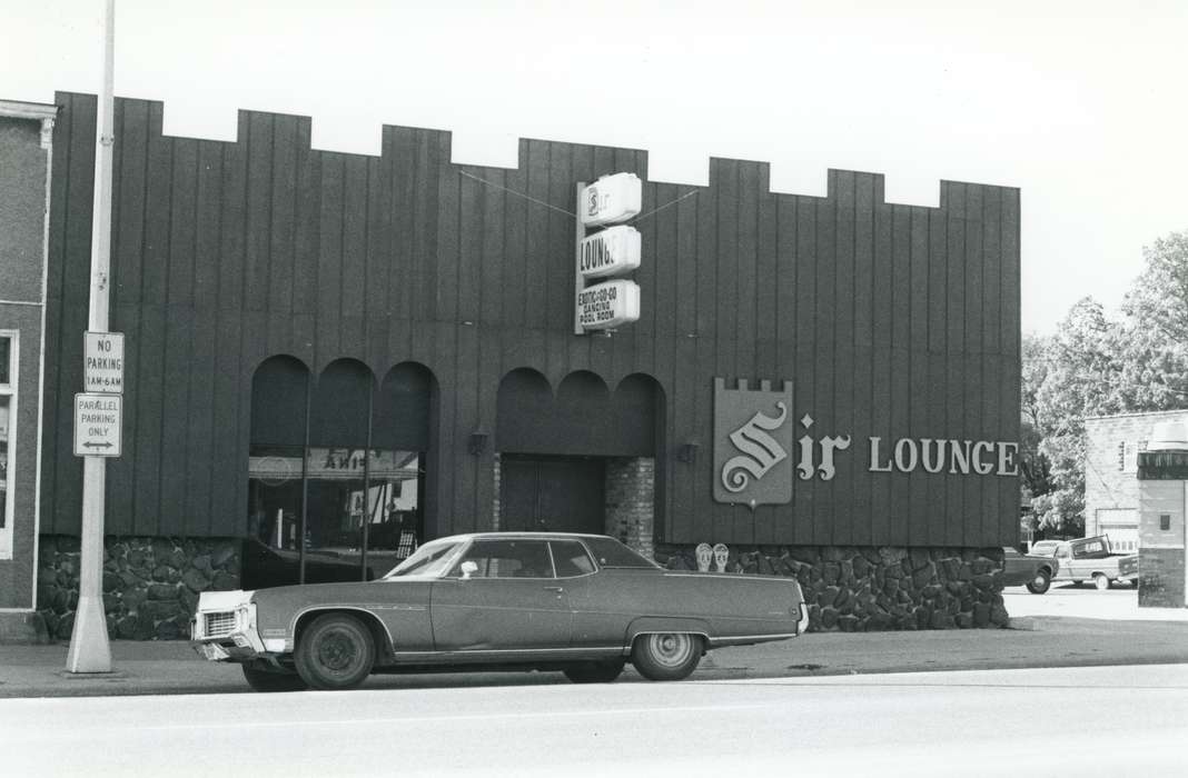 lounge, Waverly Public Library, Iowa History, club, Iowa, history of Iowa, building exterior, Businesses and Factories
