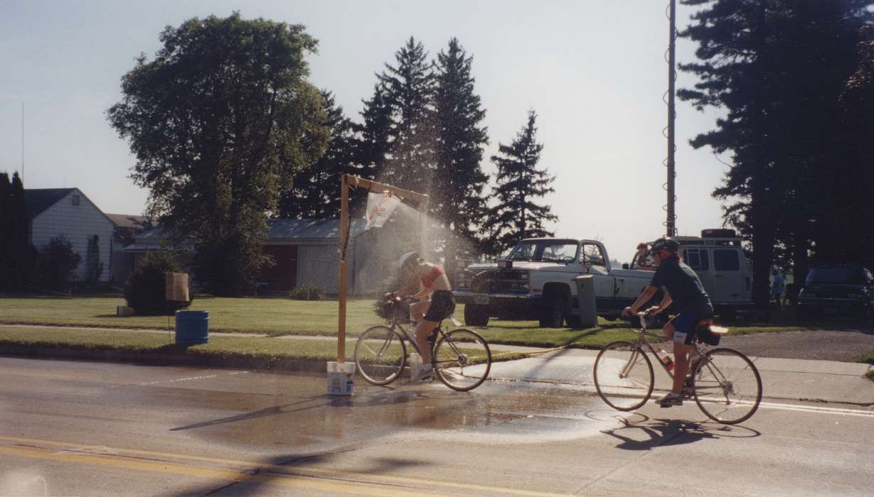 spray, Waverly Public Library, Iowa History, cyclists, ragbrai, Waverly, IA, Iowa, history of Iowa, bicycle, Outdoor Recreation
