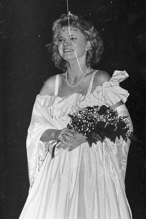 Coon Rapids, Entertainment, Photos, Coon Rapids Enterprise, history, ia, homecoming queen, IA, Portraits - Individual, Iowa, Schools and Education, homecoming, Fairs and Festivals, historic, United States