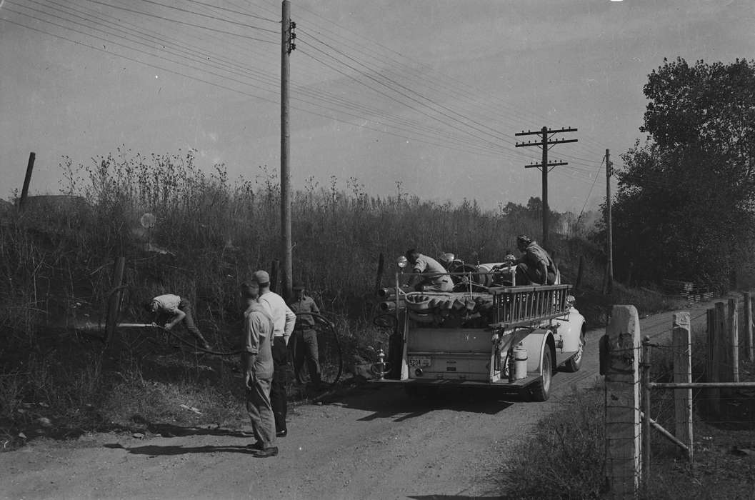 ia, Wrecks, firefighter, fire, Iowa, history, IA, Farms, Coon Rapids, Photos, Coon Rapids Enterprise, historic, United States, fire truck