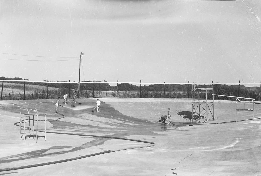 ia, Photos, United States, IA, Coon Rapids, Iowa, Labor and Occupations, historic, history, Coon Rapids Enterprise