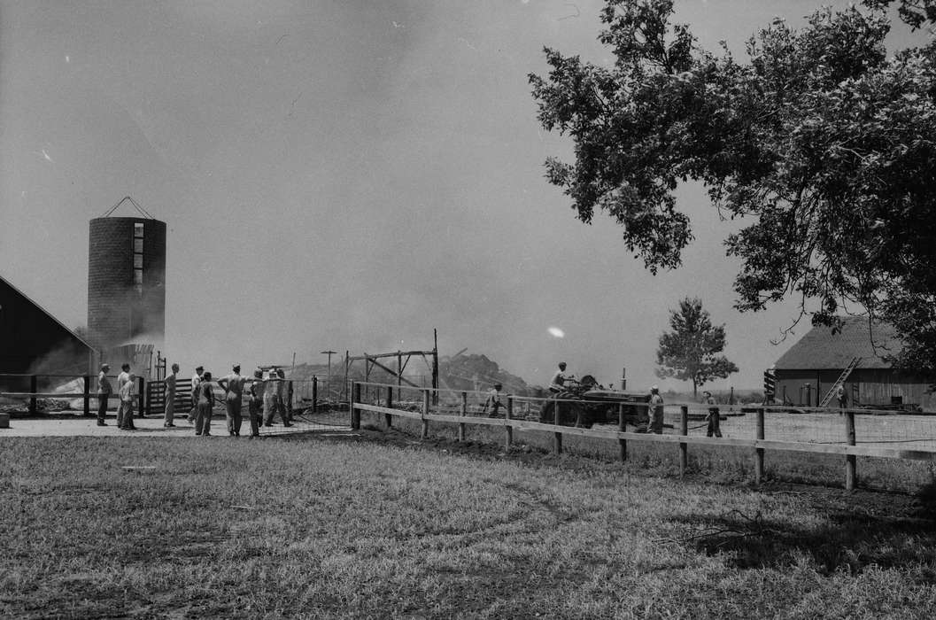 ia, Wrecks, fire, Iowa, history, IA, Farms, Coon Rapids, Photos, Coon Rapids Enterprise, historic, tractor, United States, Farming Equipment