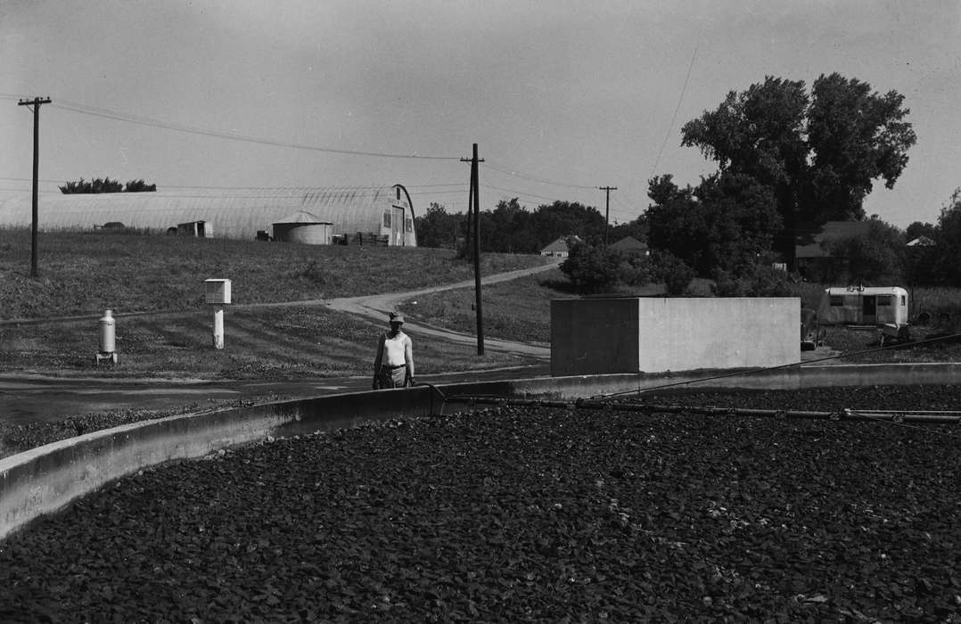 Iowa, grain bin, mobile home, IA, United States, Photos, historic, man, Coon Rapids, Farms, history, barn, ia, Coon Rapids Enterprise, power lines