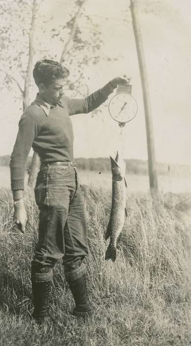 fishing, scale, Travel, McMurray, Doug, fish, Portraits - Individual, history of Iowa, Inguadona, MN, Iowa History, Outdoor Recreation, Iowa, northern pike