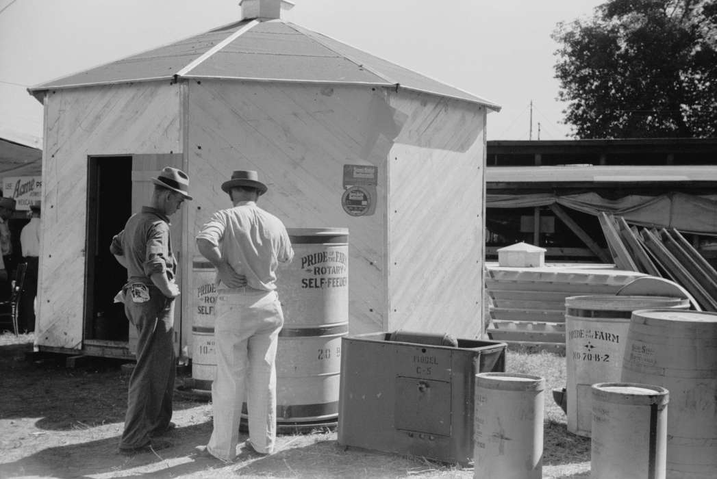 Fairs and Festivals, shed, Library of Congress, Farming Equipment, livestock, Iowa, Iowa History, hat, history of Iowa