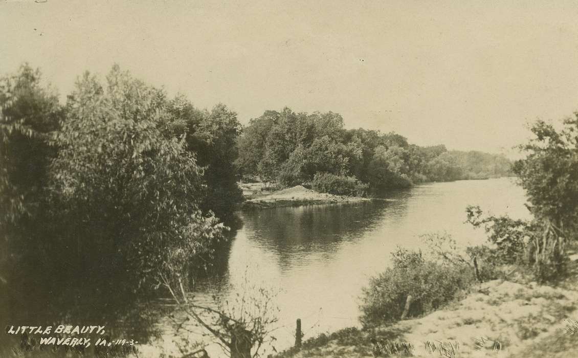 Landscapes, sandbar, sand, Lakes, Rivers, and Streams, Outdoor Recreation, trees, Meyer, Mary, river bank, cedar river, river