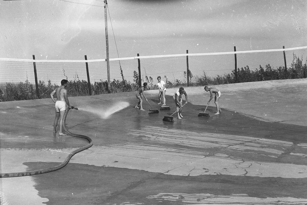 ia, Photos, United States, IA, Coon Rapids, Iowa, Labor and Occupations, historic, history, Coon Rapids Enterprise