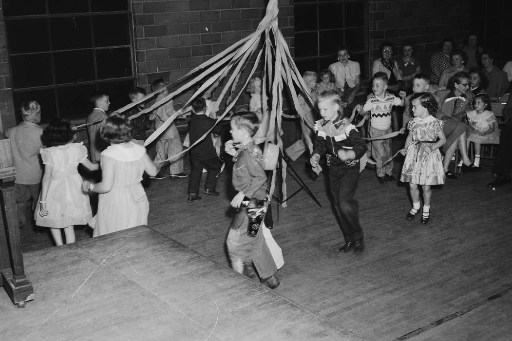 Iowa, toy gun, streamers, suits, IA, United States, Photos, cowboy costume, historic, Coon Rapids, history, Entertainment, ia, Coon Rapids Enterprise, Children, Leisure, dresses