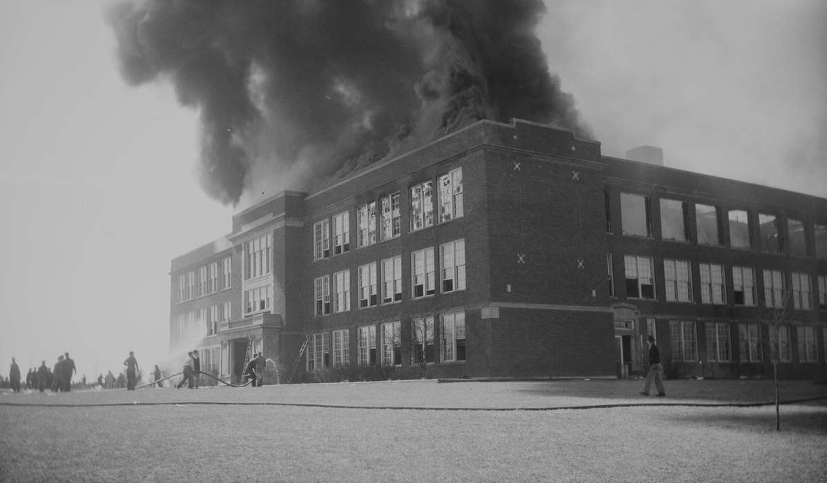 Schools and Education, Iowa History, Lemberger, LeAnn, Cities and Towns, Iowa, Centerville, IA, fire, history of Iowa
