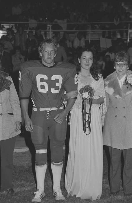 Schools and Education, homecoming, Photos, Fairs and Festivals, IA, Coon Rapids Enterprise, history, ia, historic, Coon Rapids, football, United States, Iowa