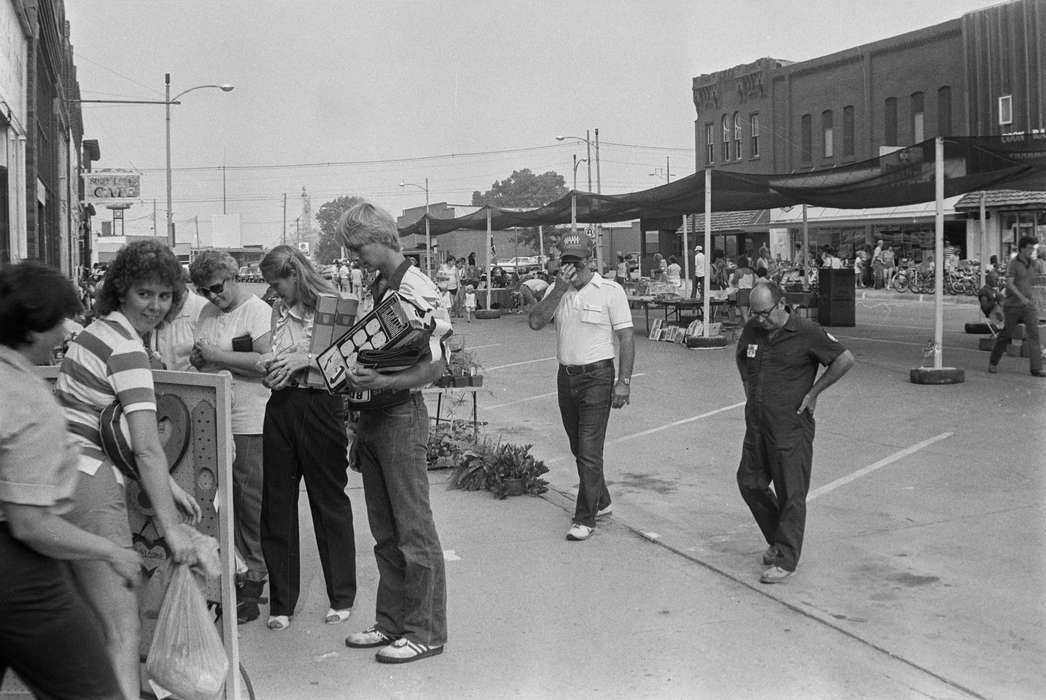 Cities and Towns, Civic Engagement, Coon Rapids, Coon Rapids Enterprise, Iowa, historic, Fairs and Festivals, United States, street, history, ia, festival, Photos, IA