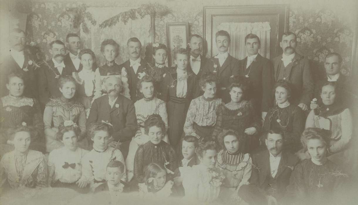 cabinet photo, IA, family, Portraits - Group, history of Iowa, extended relatives,, Iowa History, wallpaper, Iowa, King, Tom and Kay