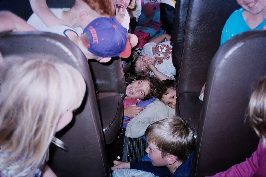ia, school bus, Iowa, Motorized Vehicles, Coon Rapids Enterprise, Children, crowded, United States, bus, Travel, second grade missouri trip, Schools and Education, history, Photos, historic, missouri trip, MO, school trip