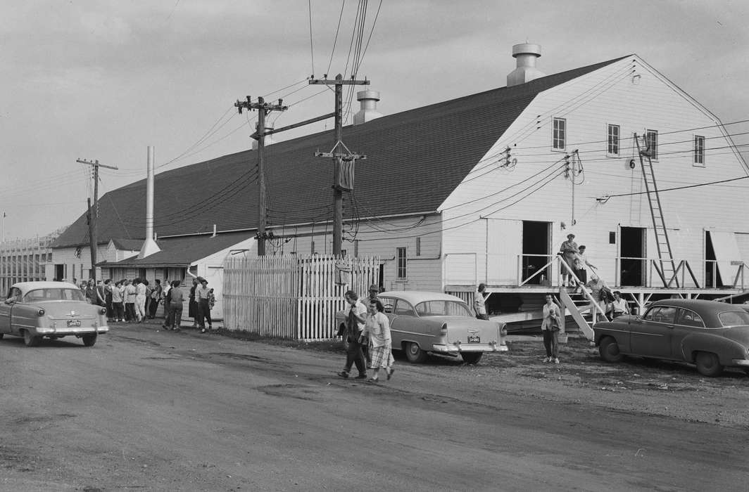 Businesses and Factories, Iowa, IA, United States, Photos, historic, Coon Rapids, history, walking, ia, Coon Rapids Enterprise, cars, Leisure, power lines