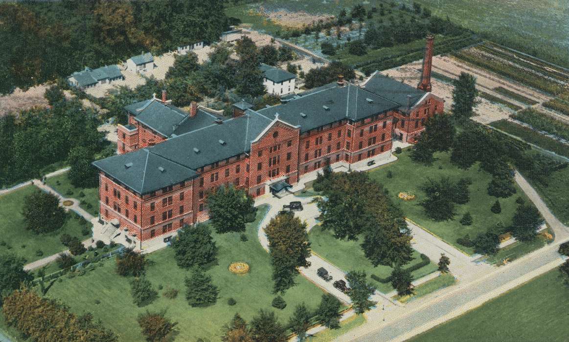 grass, Aerial Shots, ia, trees, Hospitals, hospital, postcard, IA, history, Waterloo, historic, Olsson, Ann and Jons, Iowa, Black Hawk, United States, Photos