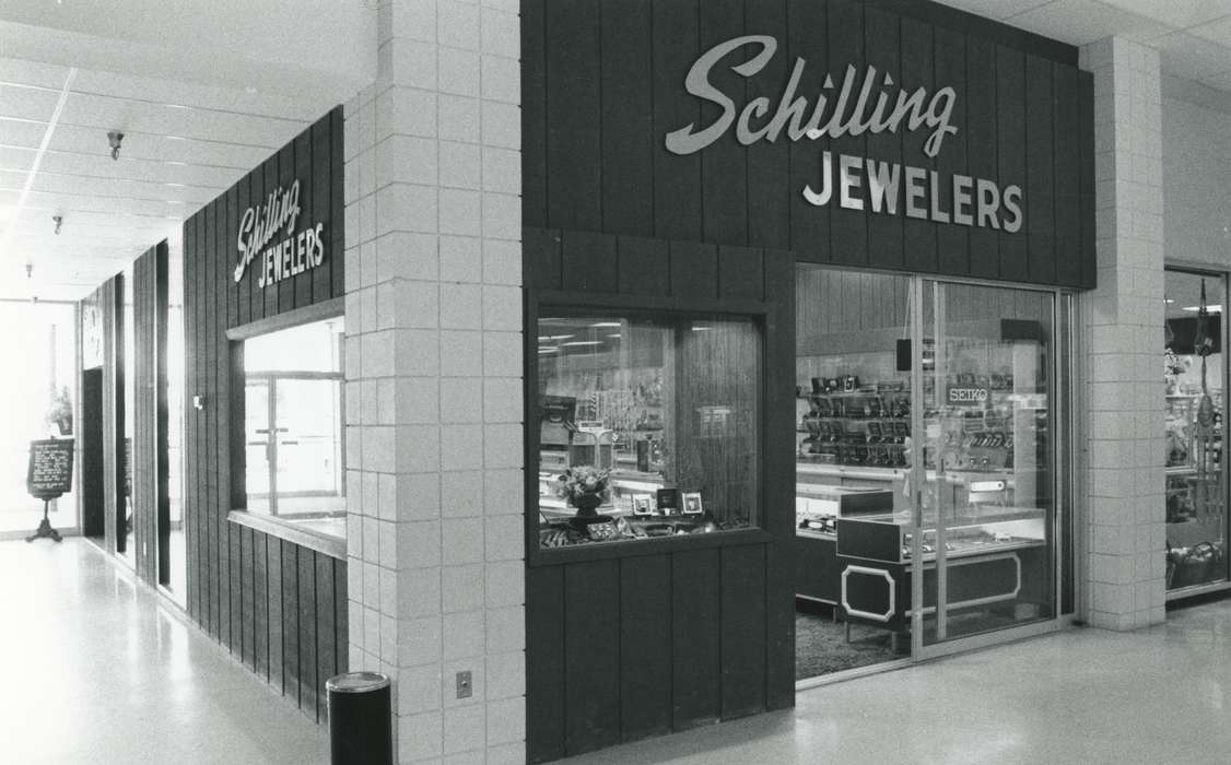 Photos, history, ia, Businesses and Factories, Iowa, correct date needed, United States, Waverly, Waverly Public Library, store, mall, jewelry store, IA, historic, Bremer