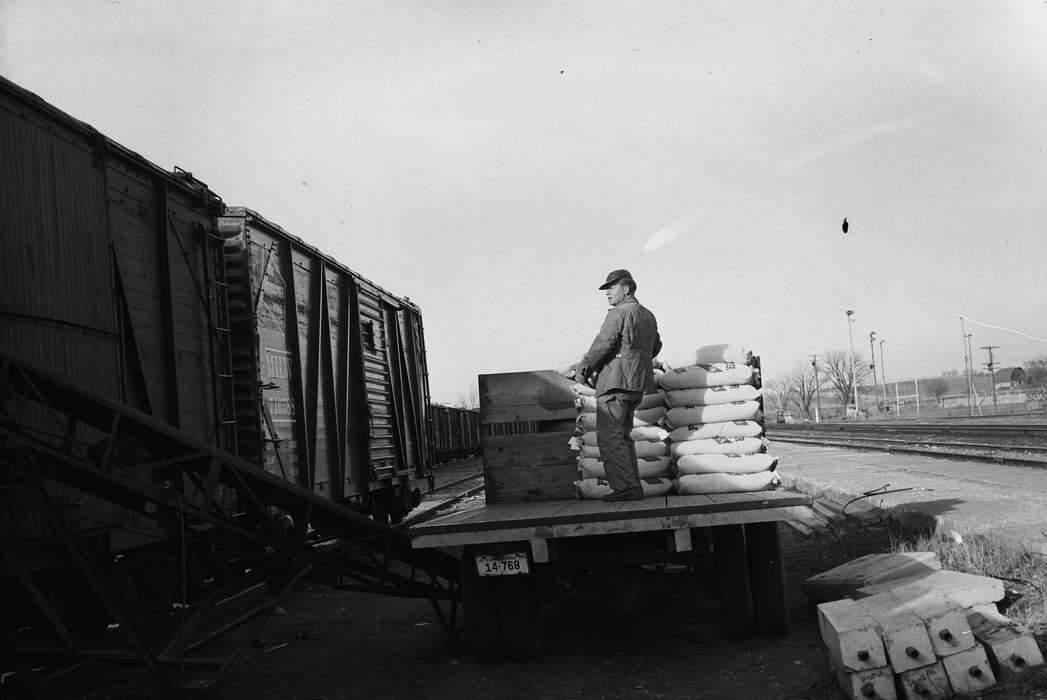 Iowa, IA, United States, Photos, historic, Labor and Occupations, Coon Rapids, seed, history, ia, Coon Rapids Enterprise, corn