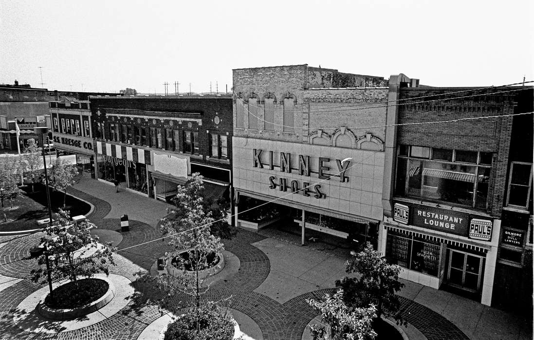 Cities and Towns, storefront, Businesses and Factories, Iowa History, Iowa City, IA, Iowa, pedestrian mall, history of Iowa, Main Streets & Town Squares, Lemberger, LeAnn