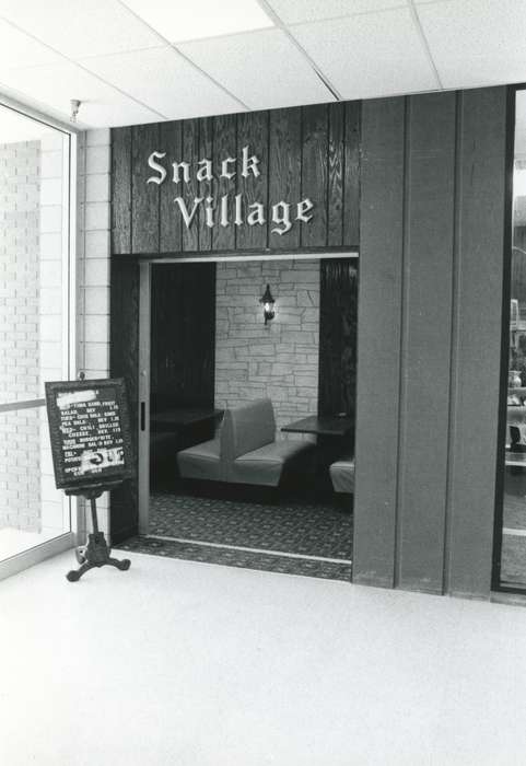 Photos, history, restaurant, Businesses and Factories, Iowa, correct date needed, Waverly, Waverly Public Library, United States, ia, IA, historic, Bremer