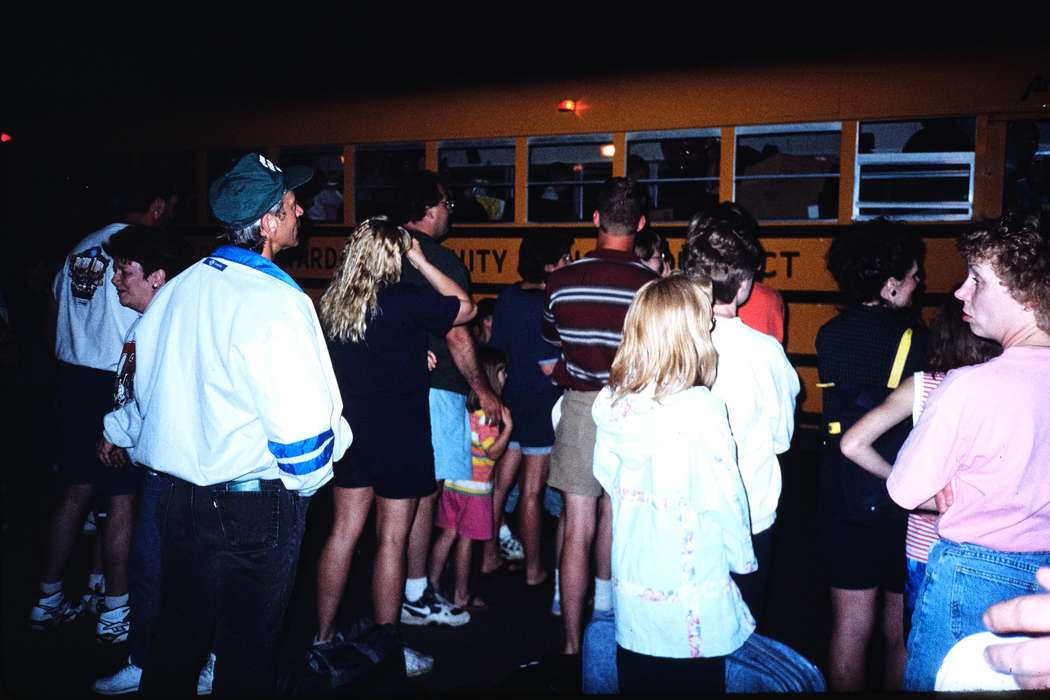 ia, school bus, Iowa, France, Motorized Vehicles, Coon Rapids Enterprise, Families, Children, United States, bus, second grade missouri trip, Schools and Education, history, Photos, parents, historic, missouri trip, MO, school trip