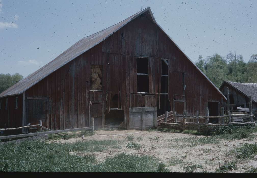Iowa History, history of Iowa, Iowa, Zischke, Ward, old barn, IA, Barns