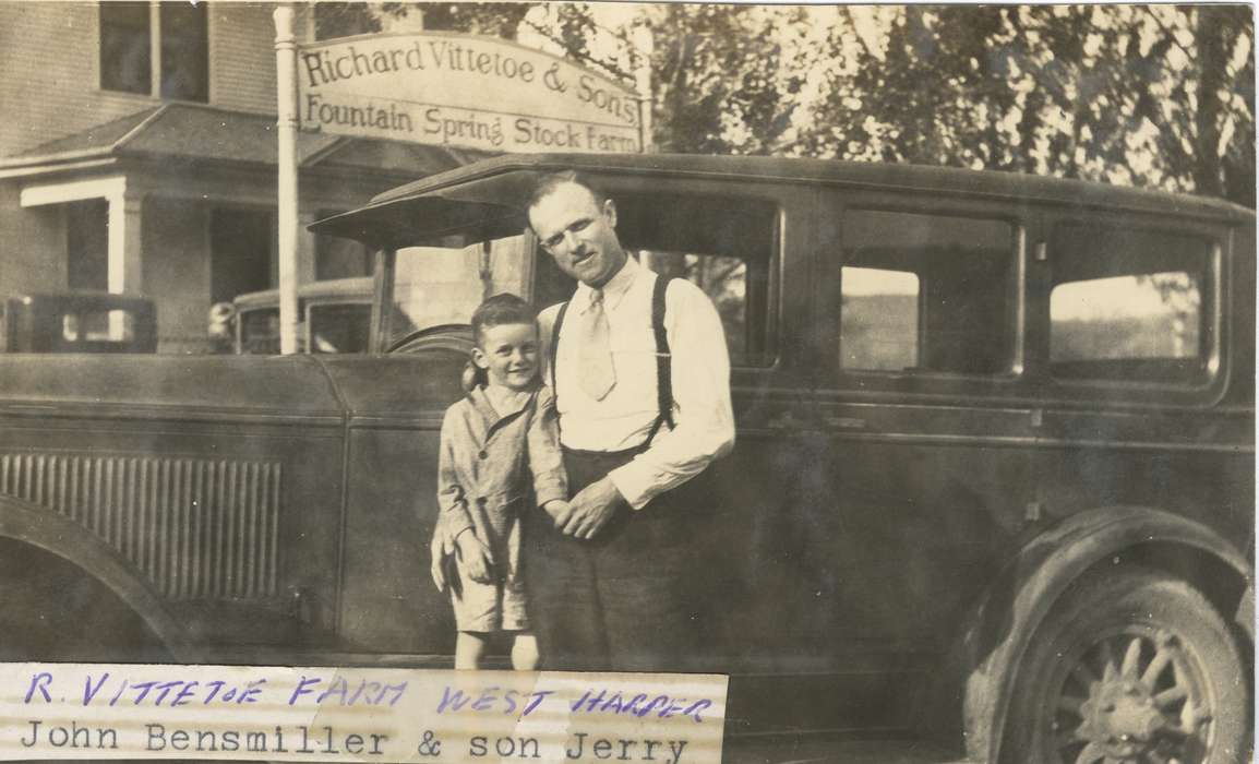 Portraits - Group, Reed, Audrey, Iowa History, history of Iowa, Children, father, Iowa, Families