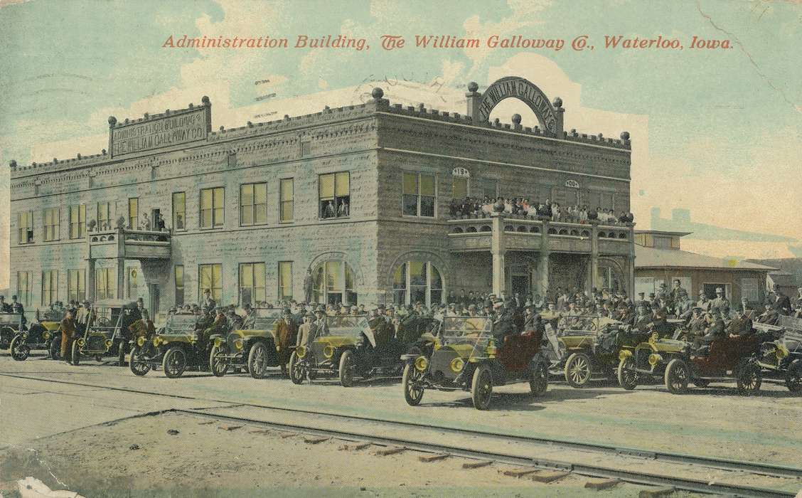 cars, ia, IA, history, postcard, historic, Waterloo, people, administration building, Olsson, Ann and Jons, Black Hawk, Iowa, crowd, United States, Businesses and Factories, Photos