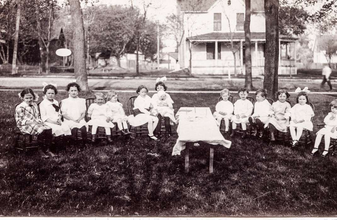 Iowa, Iowa History, Anamosa Library & Learning Center, Children, Anamosa, IA, Portraits - Group, history of Iowa