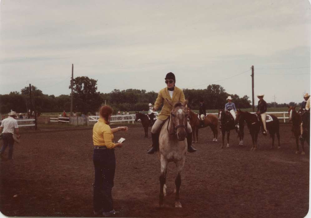 Olsson, Ann and Jons, Leisure, Iowa History, Waterloo, IA, Outdoor Recreation, Iowa, Fairs and Festivals, horse show, horseback riding, Animals, history of Iowa, horses