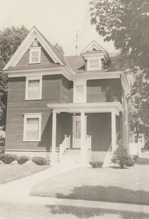 Homes, history of Iowa, Iowa, Waverly, IA, Waverly Public Library, Iowa History