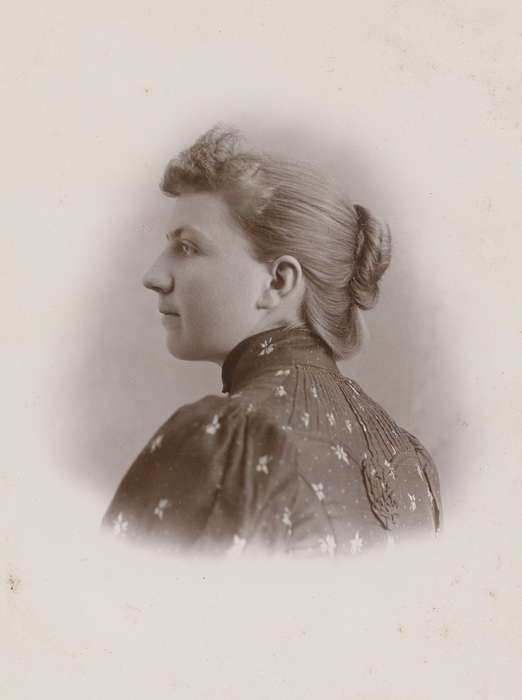 Sumner, IA, Portraits - Individual, cabinet photo, Iowa, Iowa History, history of Iowa, woman, Olsson, Ann and Jons