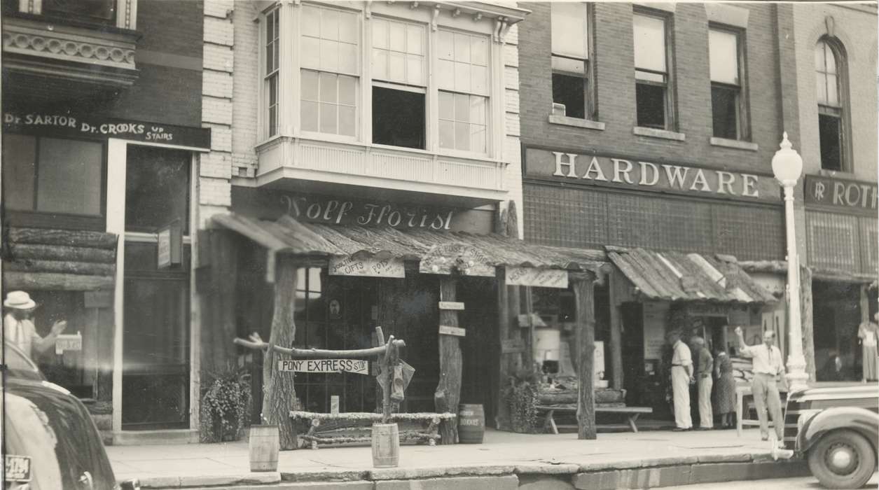 hardware store, Main Streets & Town Squares, Iowa History, Reed, Audrey, history of Iowa, Iowa, downtown