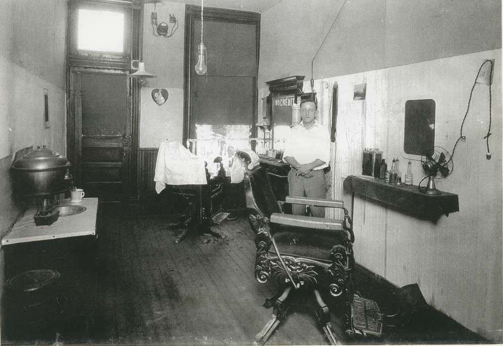 barber, small business, Businesses and Factories, McCllough, Connie, Woolstock, IA, Iowa History, chair, Iowa, lightbulb, history of Iowa, business owner, barbershop, barber chair, Labor and Occupations