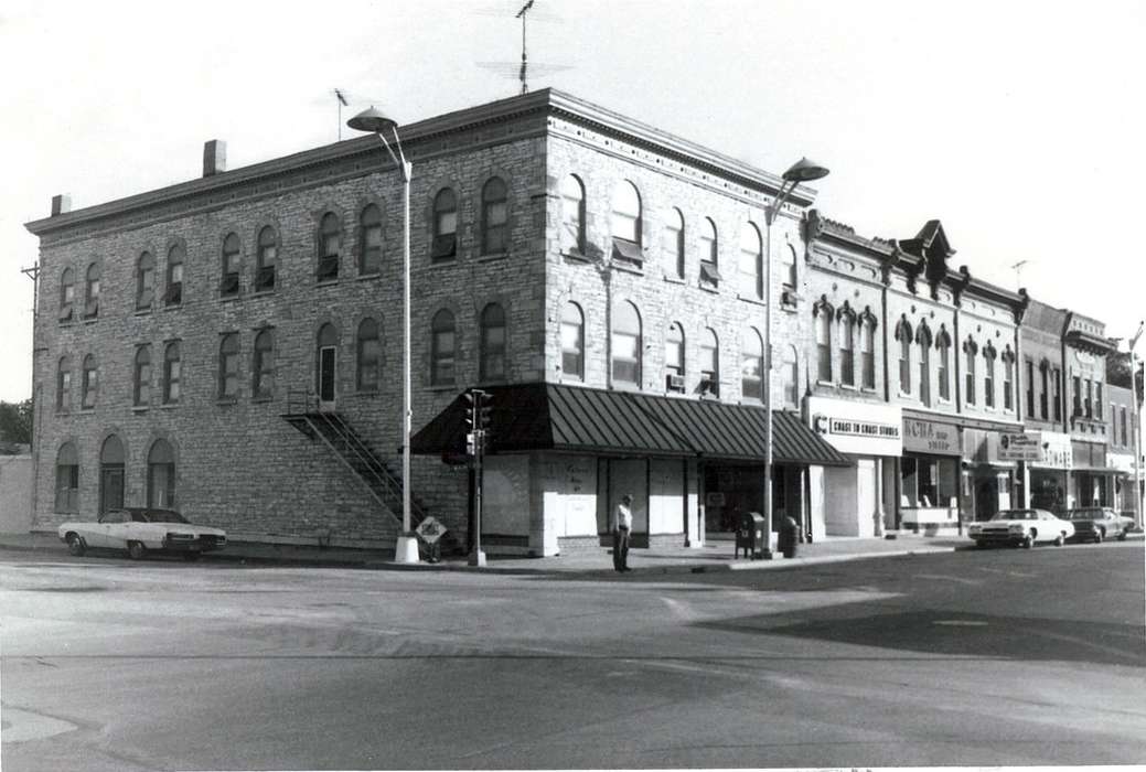 Businesses and Factories, United States, Rahmiller, Ryan, history, ia, Photos, Main Streets & Town Squares, radio station, main street, historic, Iowa, IA, Cities and Towns, Charles City, Floyd