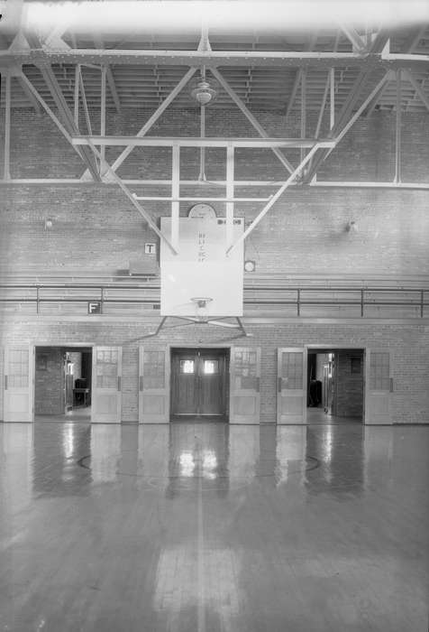 university of northern iowa, basketball court, Cedar Falls, IA, history of Iowa, Schools and Education, basketball hoop, Iowa History, uni, basketball, UNI Special Collections & University Archives, iowa state teachers college, Sports, Iowa