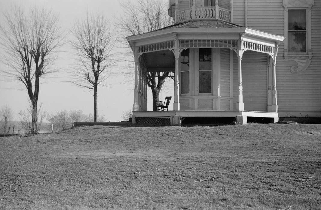 Library of Congress, Iowa History, Homes, Iowa, porch, history of Iowa, chair, balcony, house, victorian, Cities and Towns