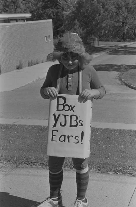 Schools and Education, parade, United States, costume, homecoming, Photos, Fairs and Festivals, IA, Coon Rapids Enterprise, history, ia, historic, Coon Rapids, Children, Iowa