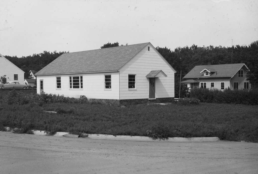 Religious Structures, United States, history, ia, Photos, Religion, church, car, Coon Rapids Enterprise, historic, street, Iowa, IA, Coon Rapids, Homes