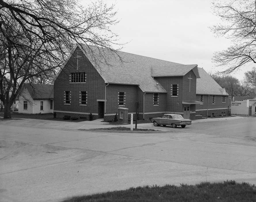Businesses and Factories, Religious Structures, United States, history, ia, Photos, Religion, business, church, car, Coon Rapids Enterprise, historic, Iowa, IA, small business, Coon Rapids, Motorized Vehicles