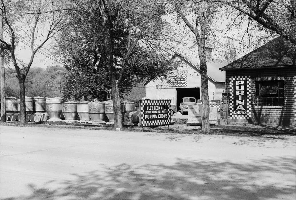 ia, feed, Iowa, history, IA, Coon Rapids, Photos, Coon Rapids Enterprise, truck, historic, United States, Businesses and Factories, Motorized Vehicles, purina