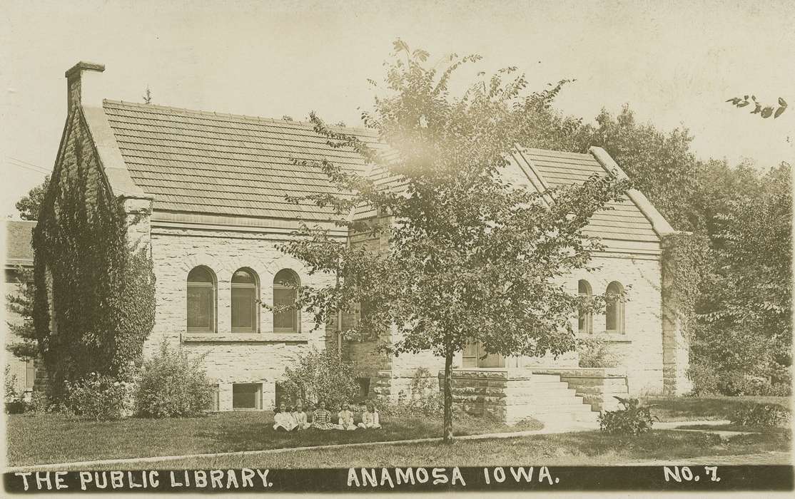 Iowa History, history of Iowa, Iowa, Hatcher, Cecilia, Anamosa, IA, Cities and Towns, library