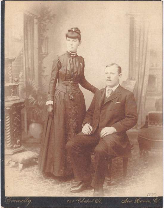 drawing, realism, dress, portrait, couple, New Haven, CT, suit, Iowa History, Archives & Special Collections, University of Connecticut Library, Iowa, history of Iowa