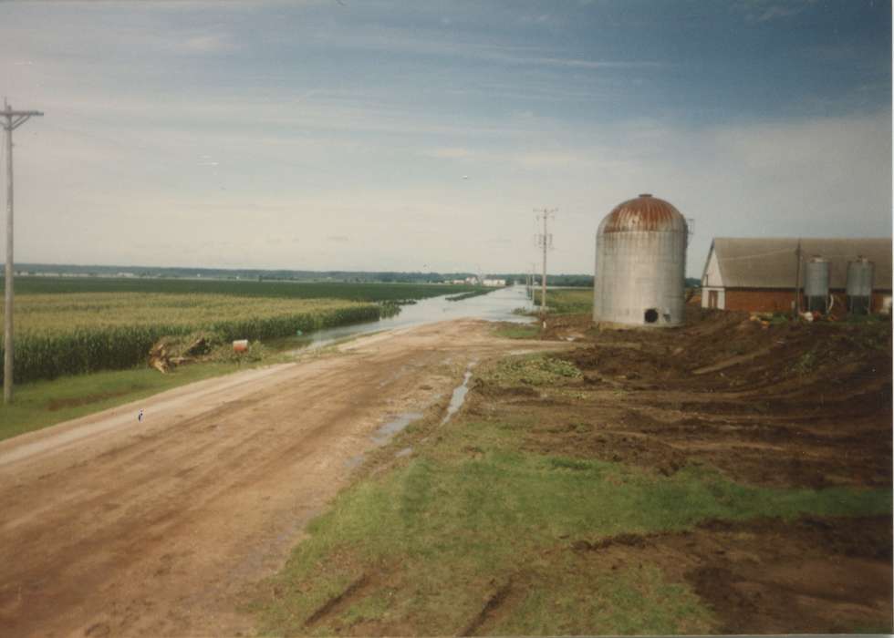 Floods, Wever, IA, corn, Iowa History, mud, Iowa, Blanchard, Lois, Farms, field, silo, history of Iowa