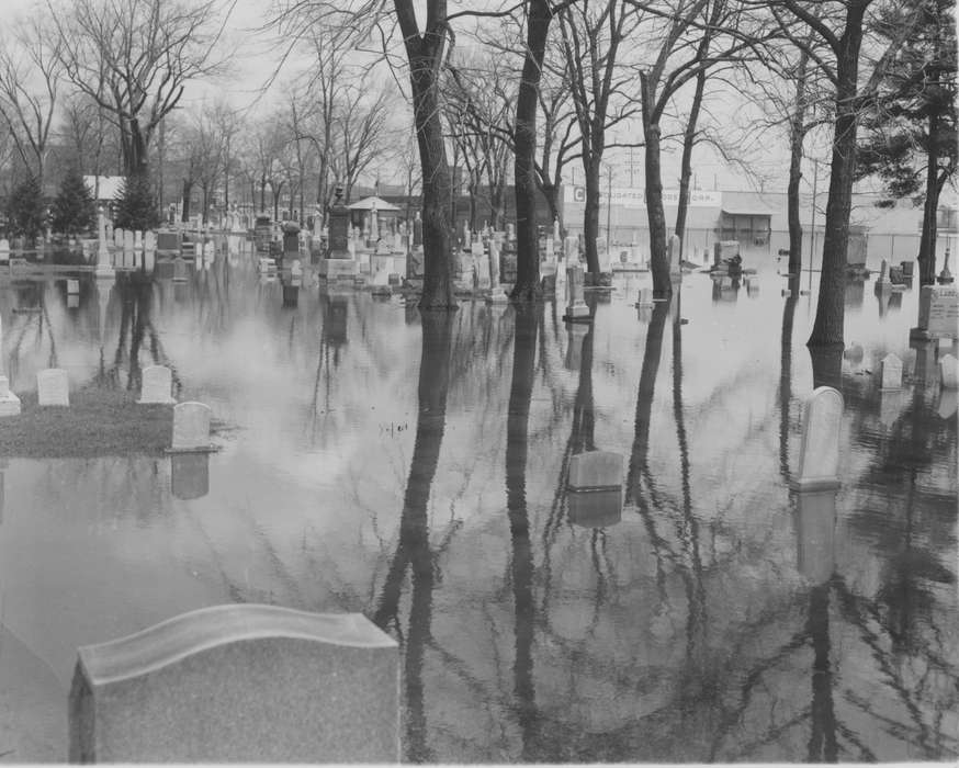 Floods, reflection, Buffalo, IA, history of Iowa, Iowa History, Swanson, Chris, Iowa, Cemeteries and Funerals