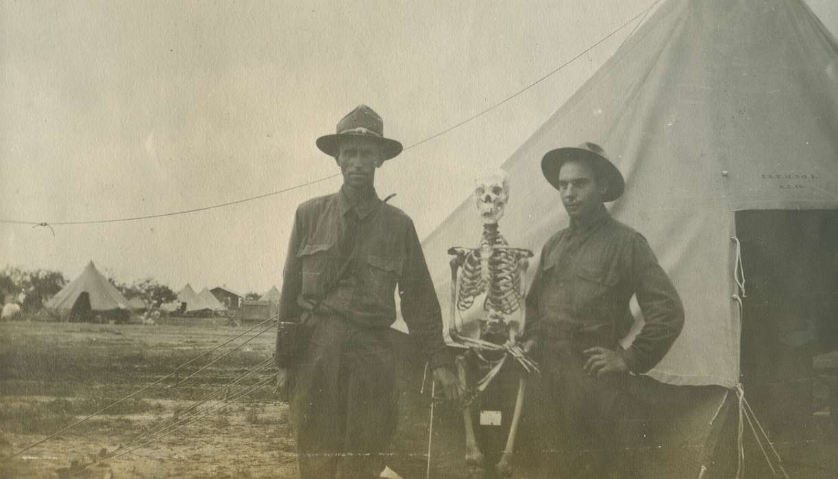 LeQuatte, Sue, Iowa, Portraits - Group, IA, Military and Veterans, World War I, Iowa History, history of Iowa, skeleton, uniform, army