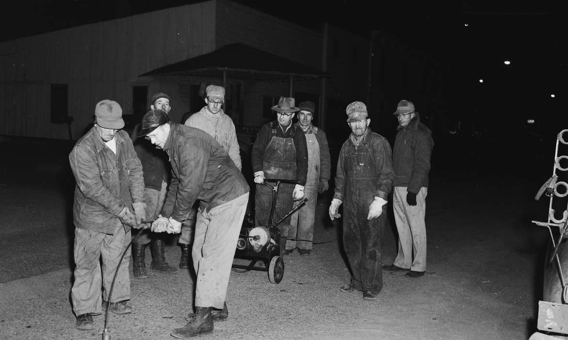 Iowa, maintenance, gloves, IA, United States, Photos, historic, Labor and Occupations, Coon Rapids, hats, history, overalls, ia, Coon Rapids Enterprise