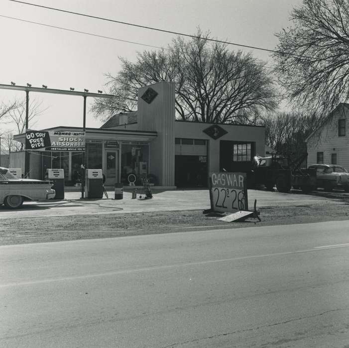 history of Iowa, banner, Iowa, Iowa History, Businesses and Factories, gas station, gas pump, Motorized Vehicles, tow truck, Waverly Public Library, tire, Waverly, IA, correct date needed, pop machine, car
