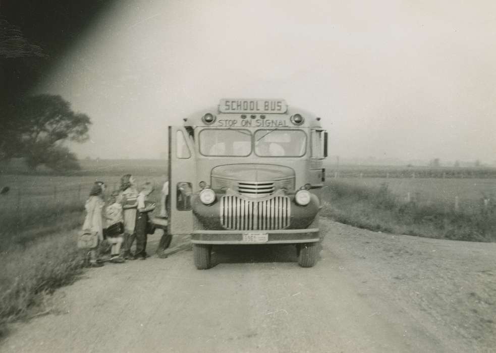 Feddersen, Margaret, Calamus, IA, Schools and Education, school bus, Iowa History, Iowa, road, history of Iowa, Children
